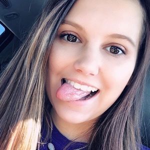 Meet your Posher, Skyler